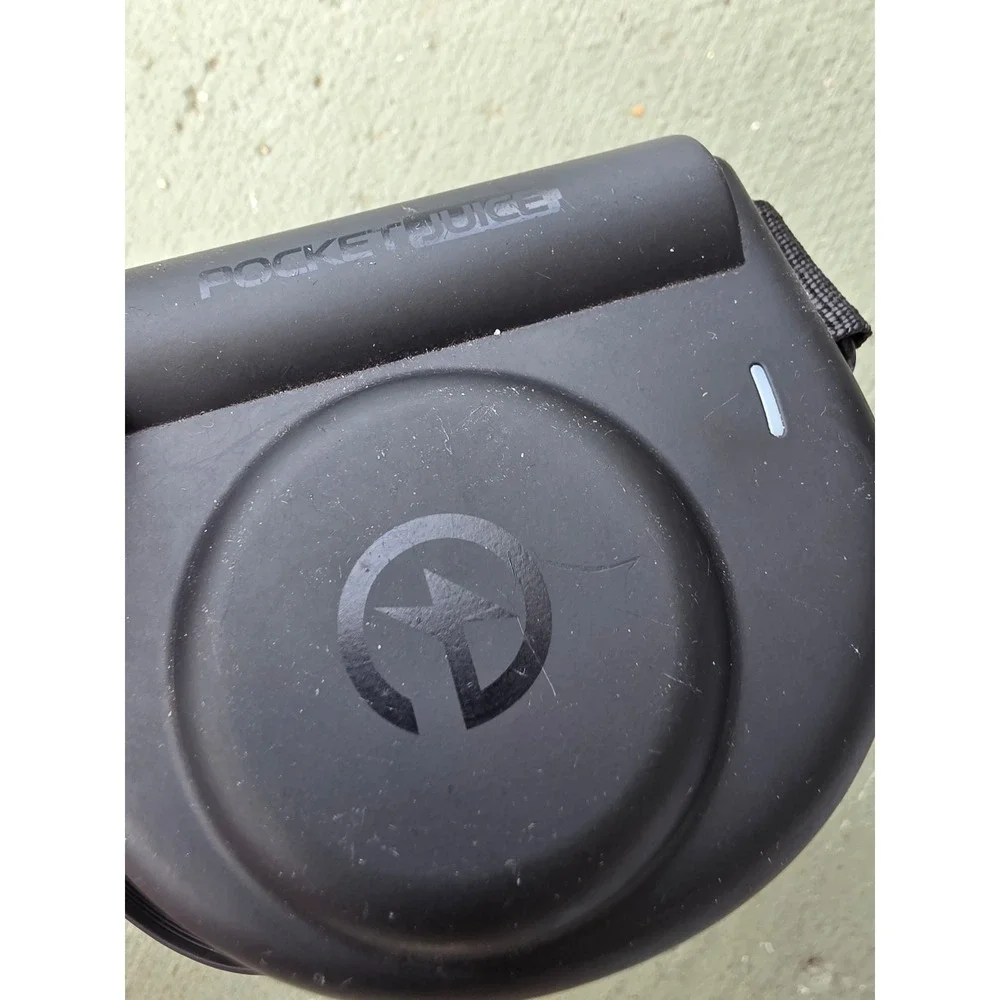 Pocket Juice 5000mAh Portable Power Bank USB-C Built-in Cable Black 30123 Z1